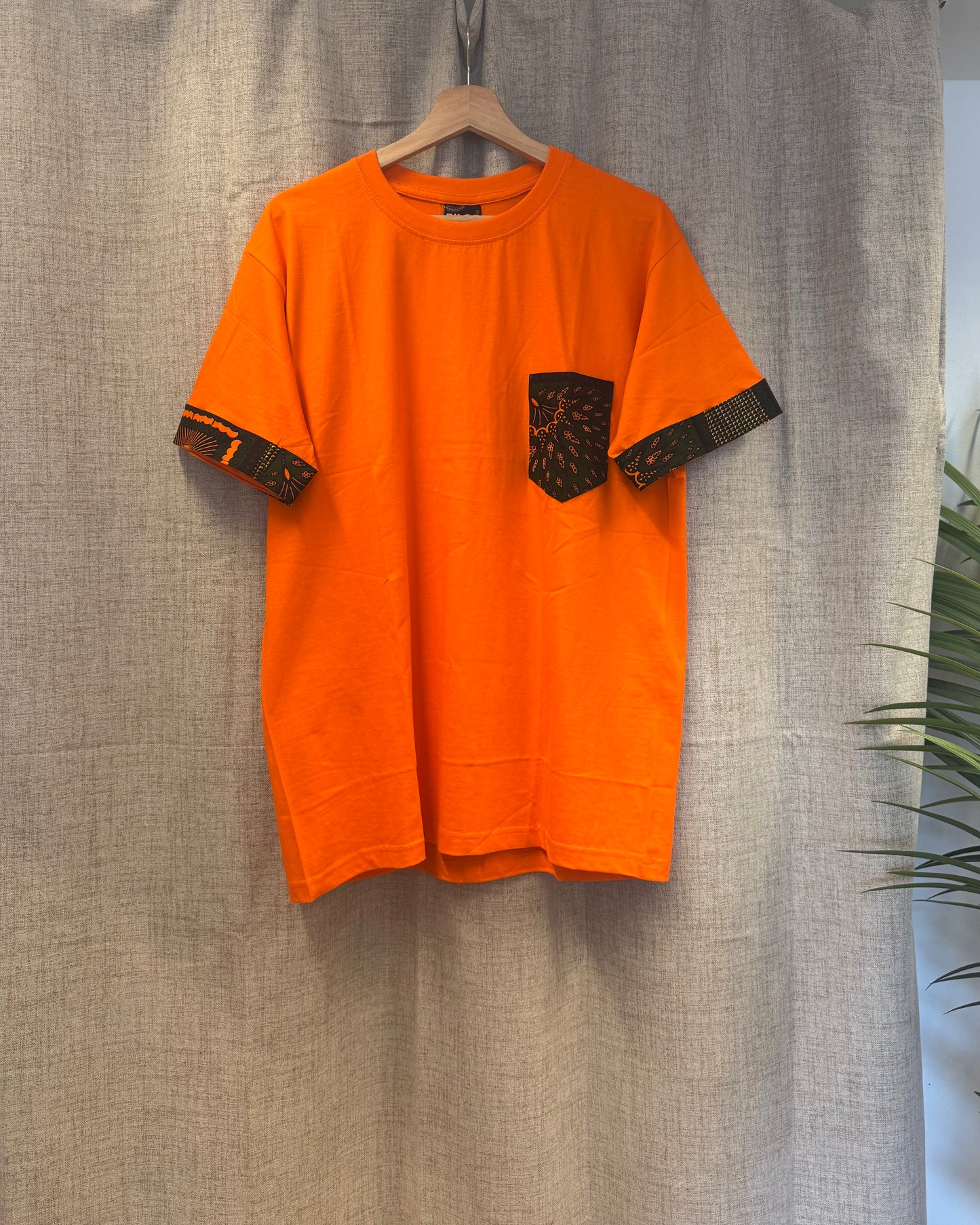 T-shirt Orange "Bruno"